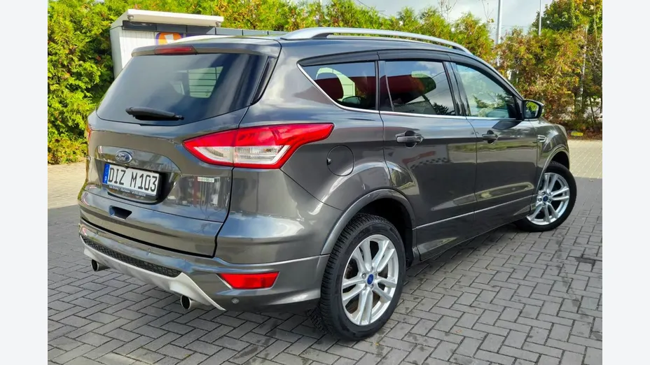 FORD Kuga -
