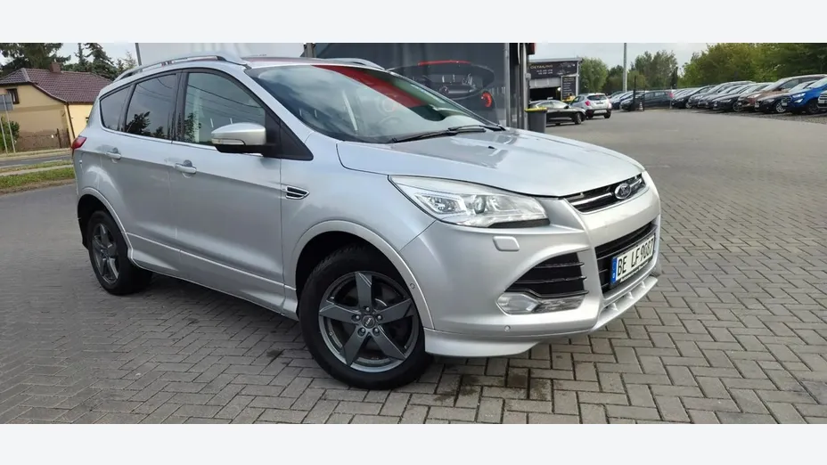 FORD Kuga -