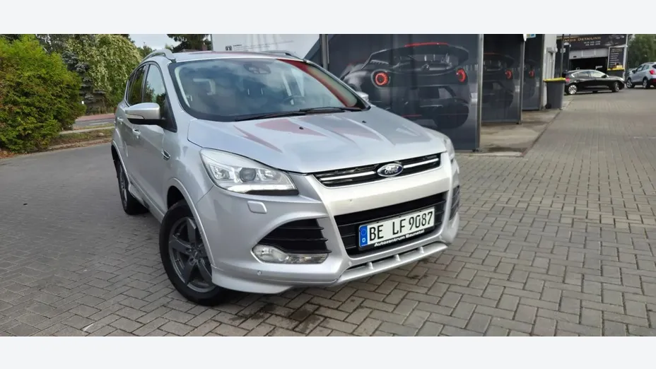 FORD Kuga -