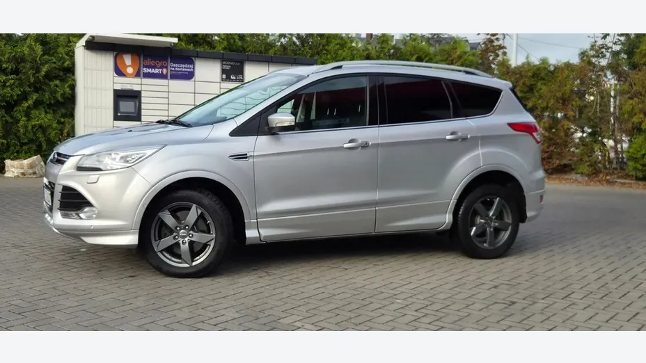 FORD Kuga -