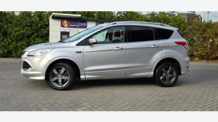 FORD Kuga -