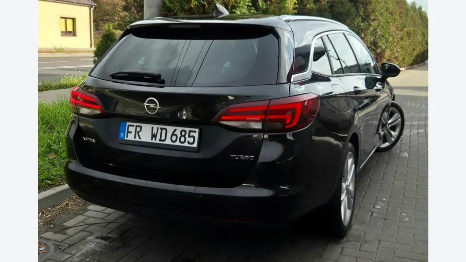 OPEL Astra -