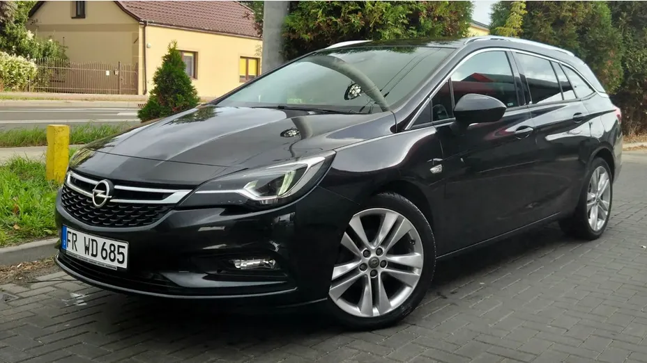 OPEL Astra -