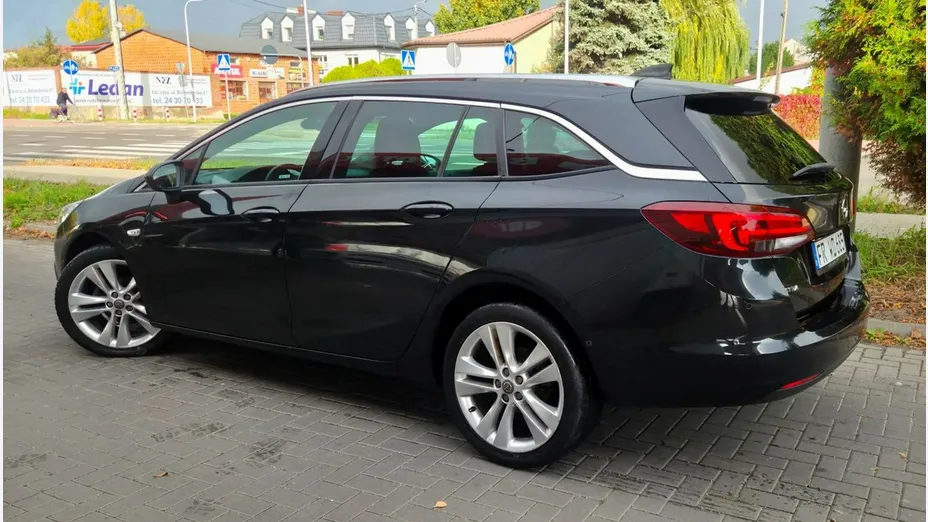 OPEL Astra -
