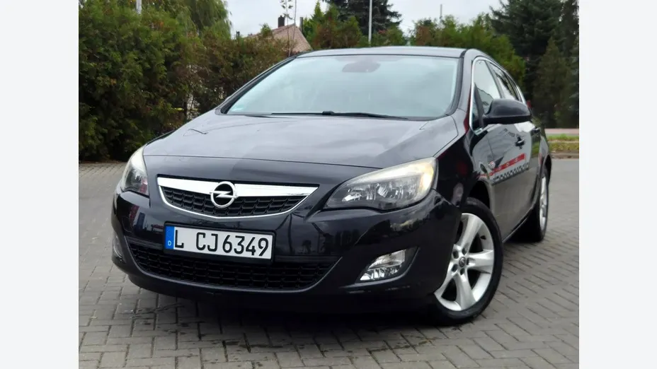 OPEL Astra -