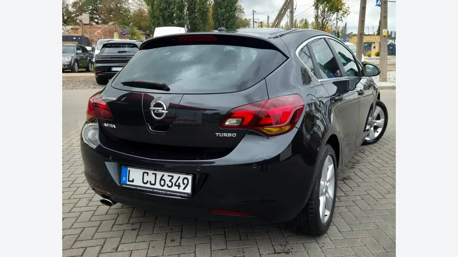 OPEL Astra -