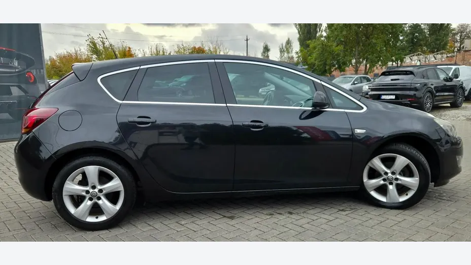 OPEL Astra -