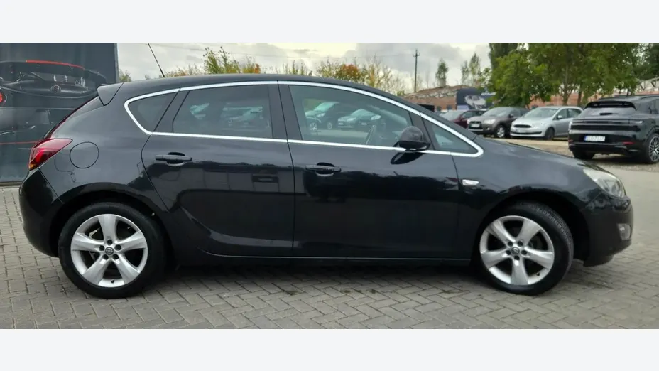 OPEL Astra -