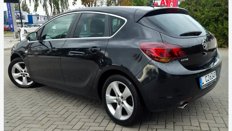 OPEL Astra -