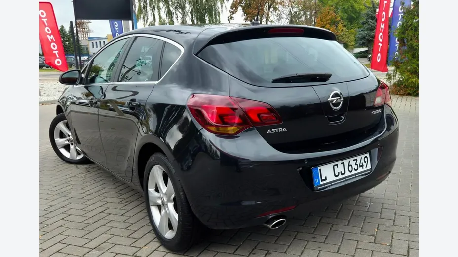 OPEL Astra -