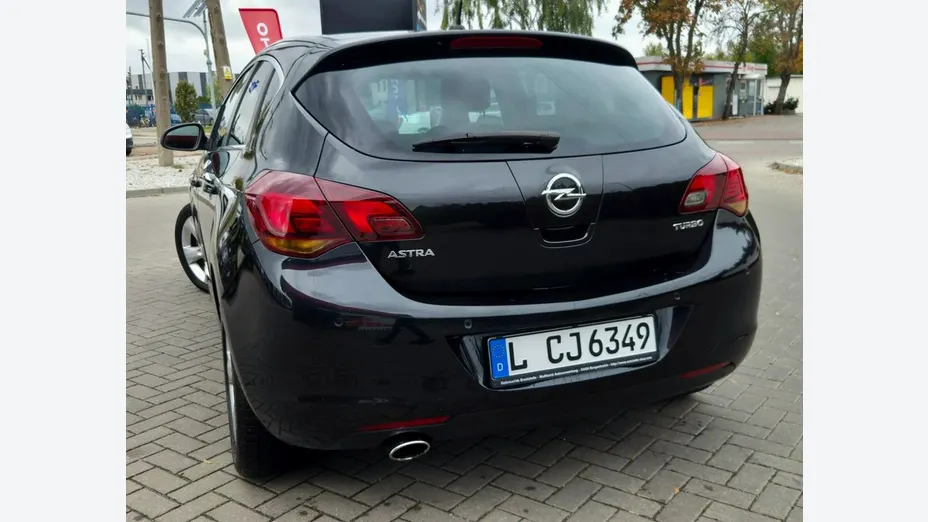 OPEL Astra -