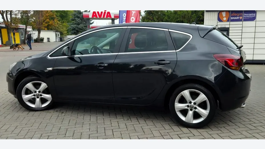 OPEL Astra -