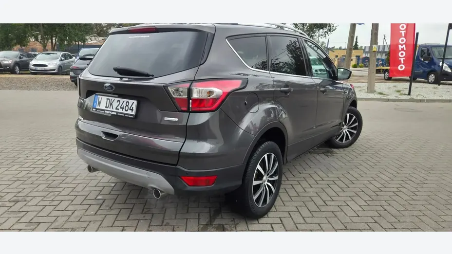 FORD Kuga -