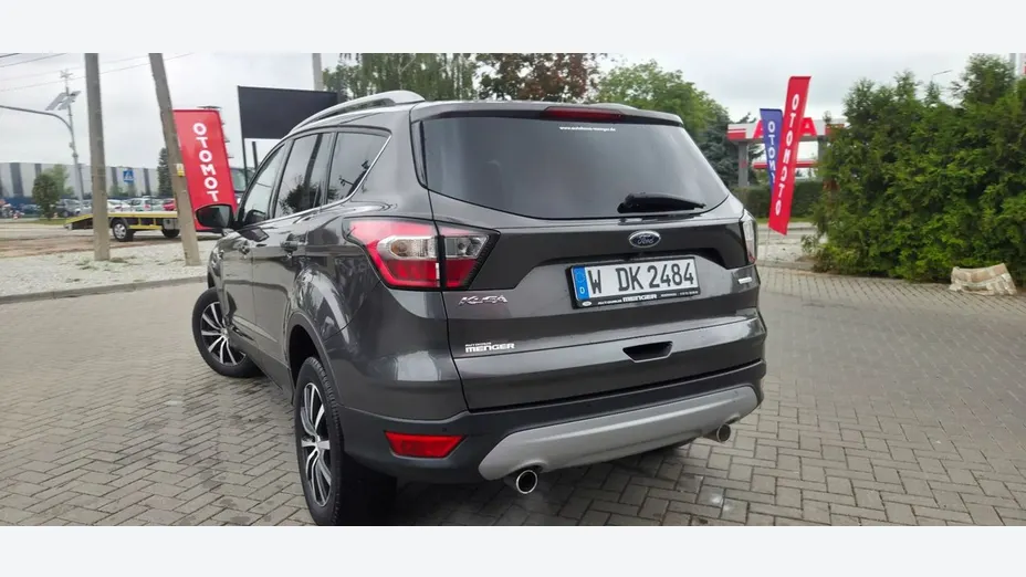 FORD Kuga -