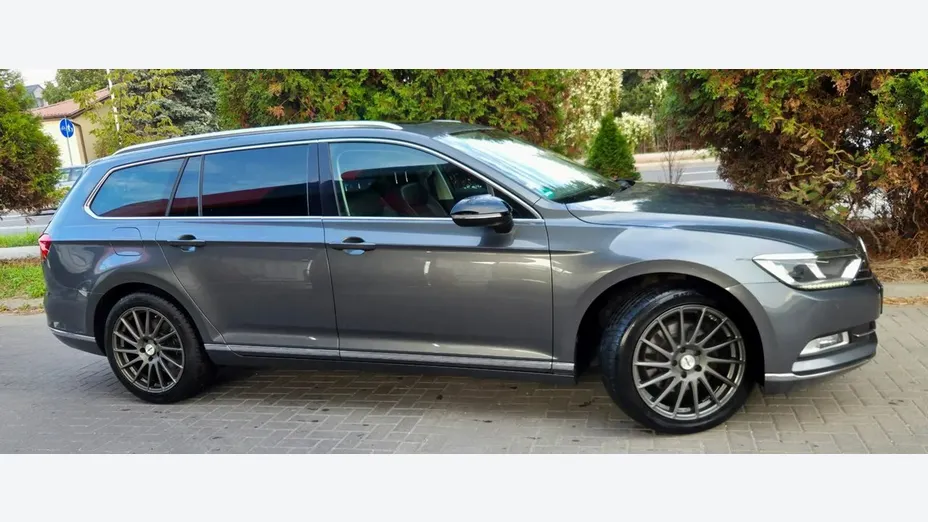 VOLKSWAGEN Passat -