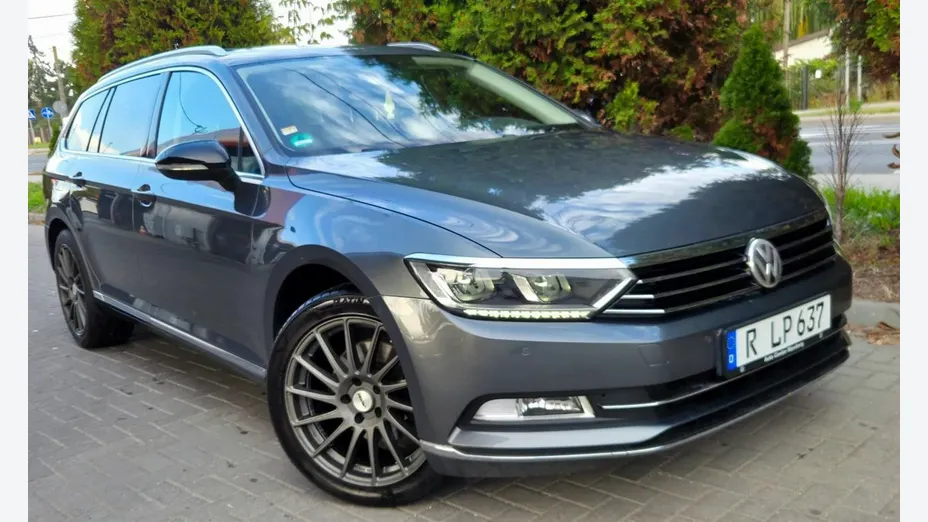 VOLKSWAGEN Passat -