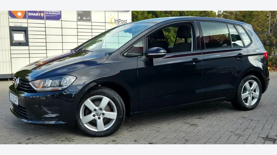 VOLKSWAGEN Golf Sportsvan -