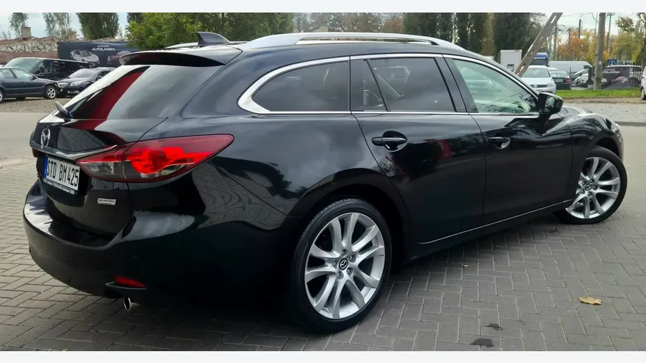 MAZDA 6 -