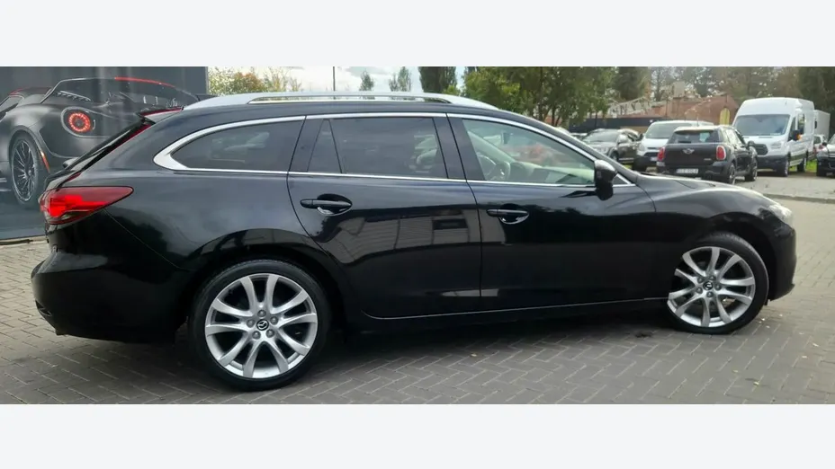 MAZDA 6 -