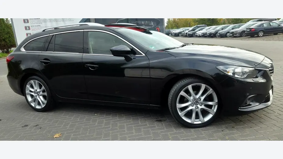 MAZDA 6 -