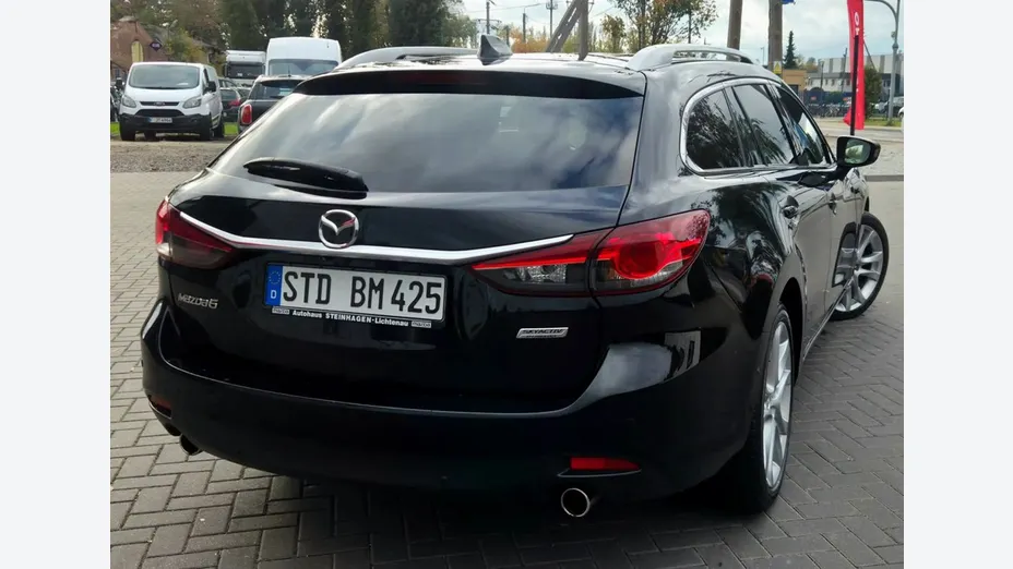 MAZDA 6 -