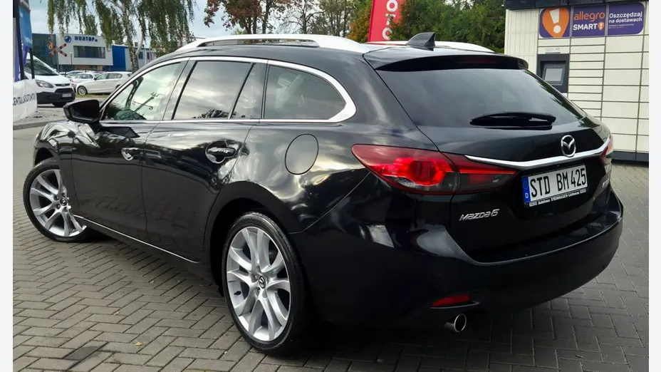 MAZDA 6 -