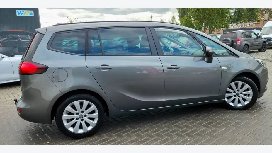 OPEL Zafira -