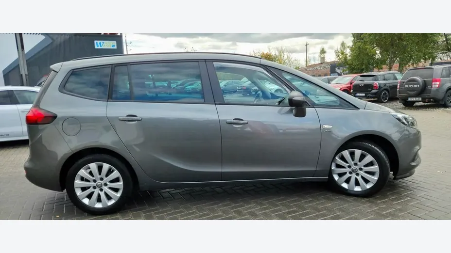 OPEL Zafira -