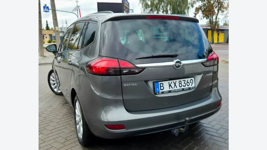 OPEL Zafira -