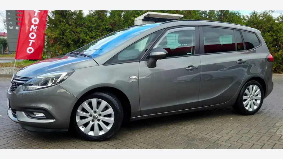 OPEL Zafira -