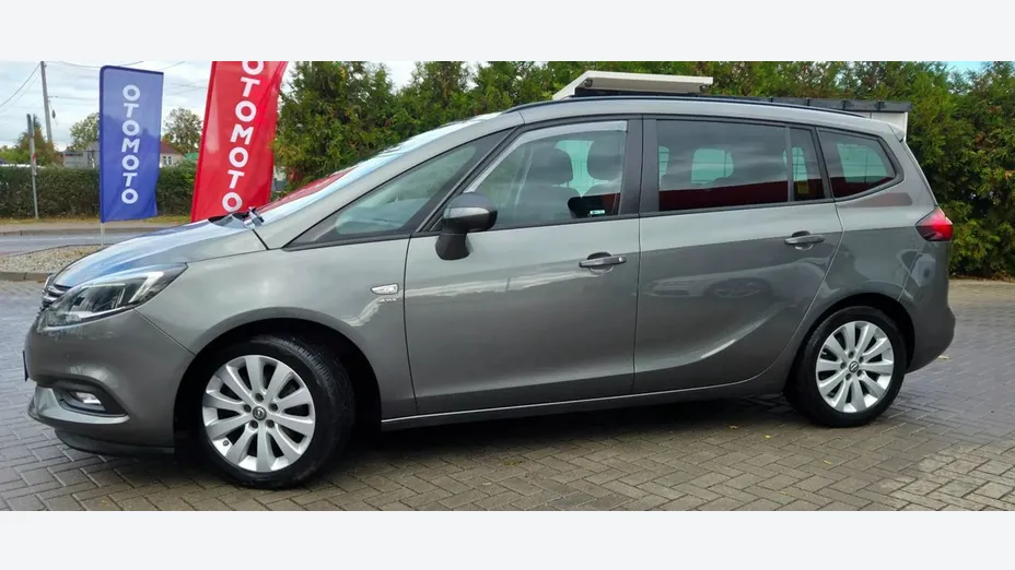 OPEL Zafira -