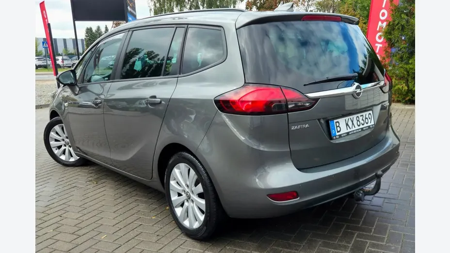 OPEL Zafira -