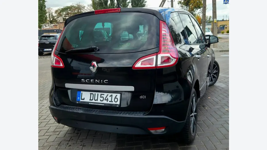 RENAULT Scenic -