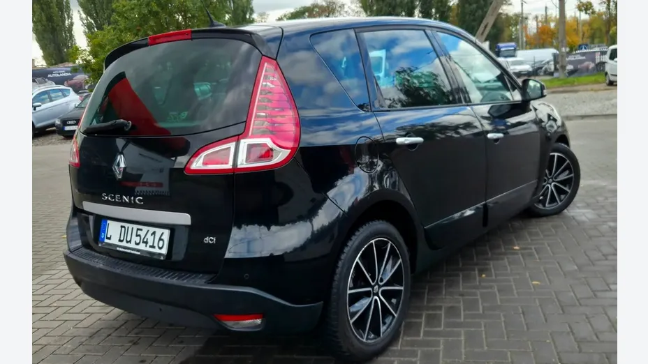 RENAULT Scenic -