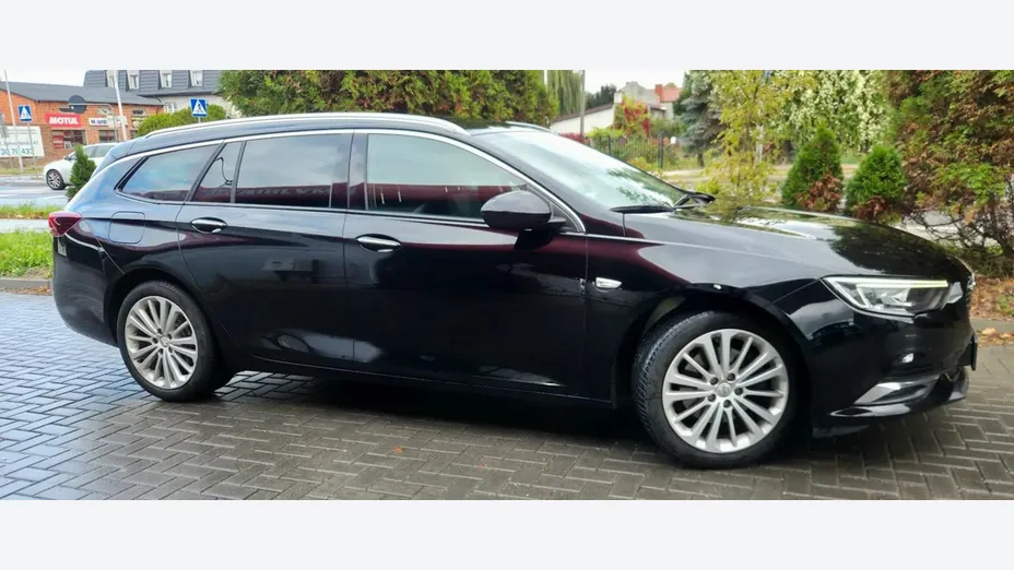 OPEL Insignia -