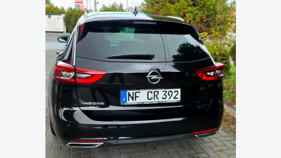 OPEL Insignia -