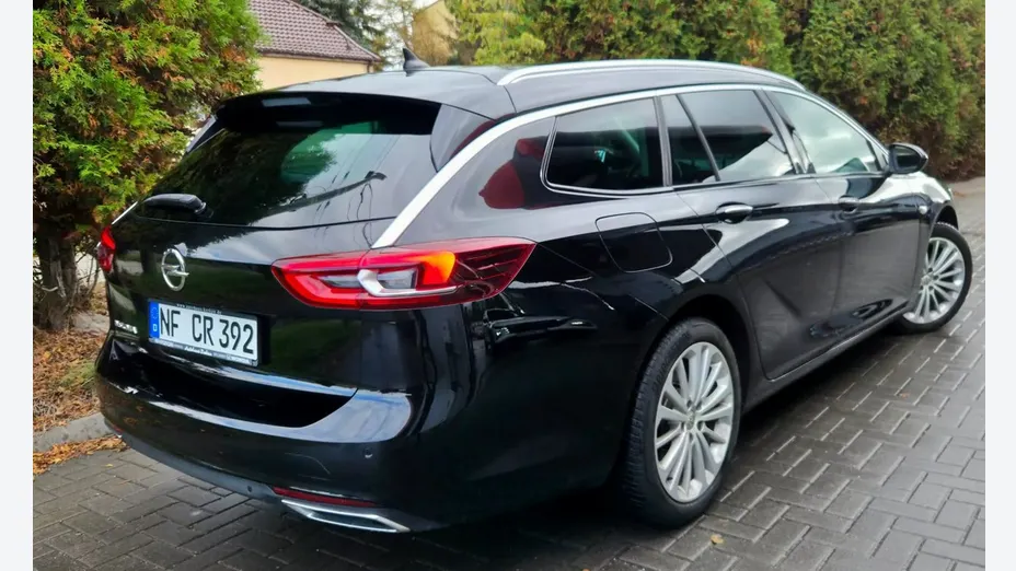 OPEL Insignia -