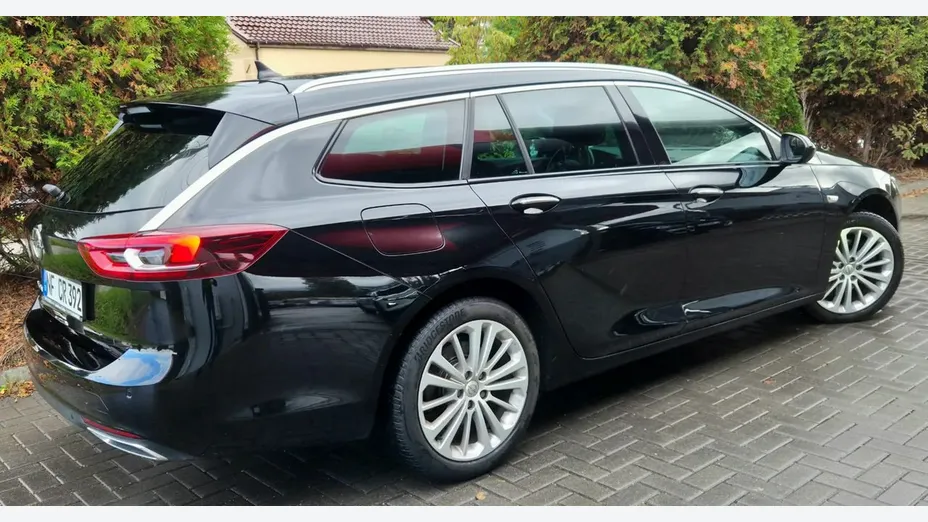 OPEL Insignia -