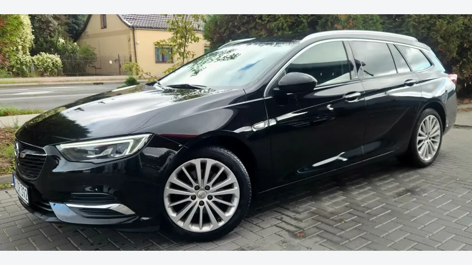 OPEL Insignia -