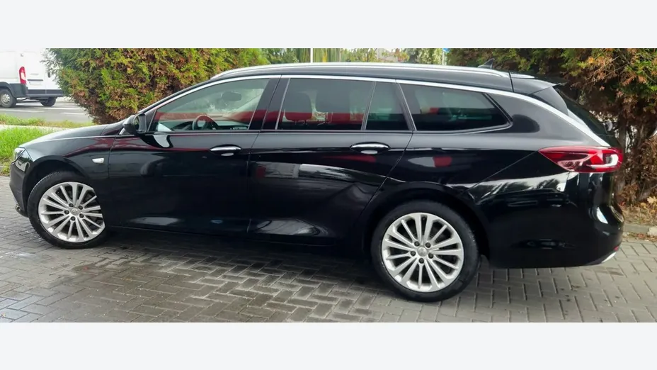 OPEL Insignia -