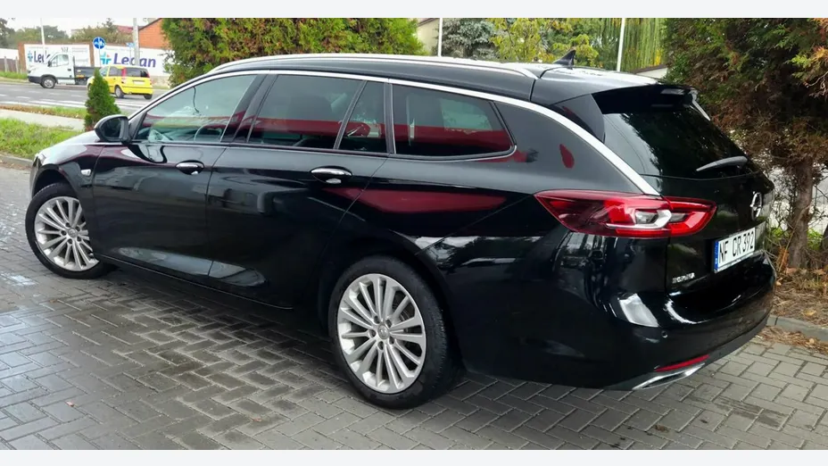 OPEL Insignia -