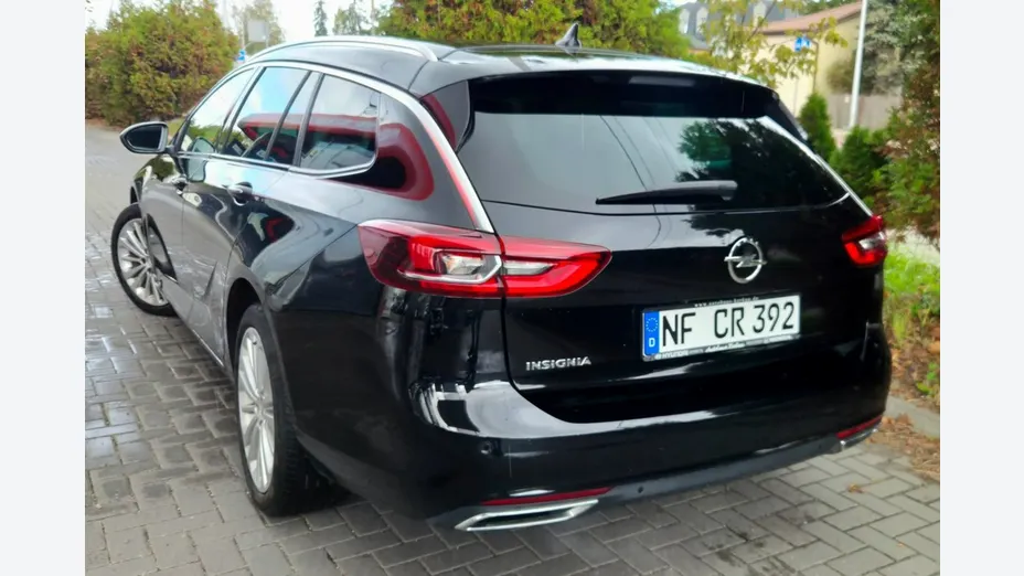OPEL Insignia -
