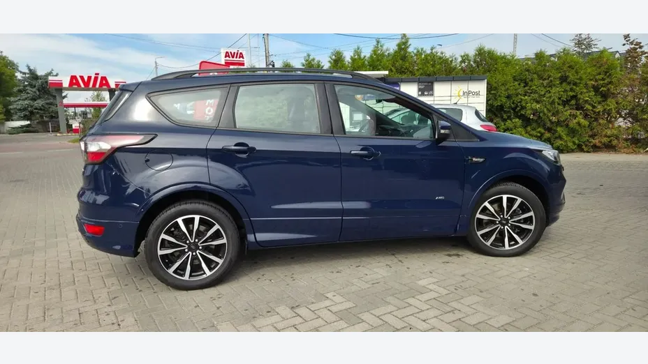 FORD Kuga -