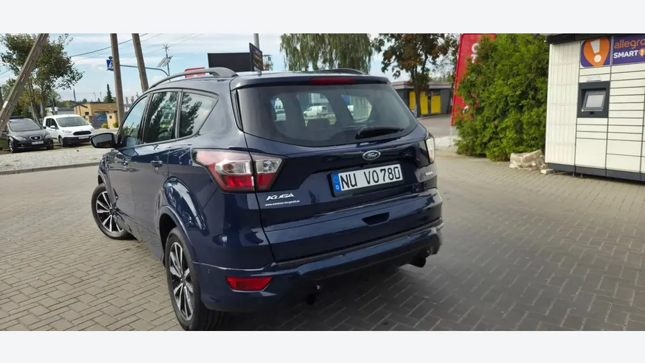 FORD Kuga -