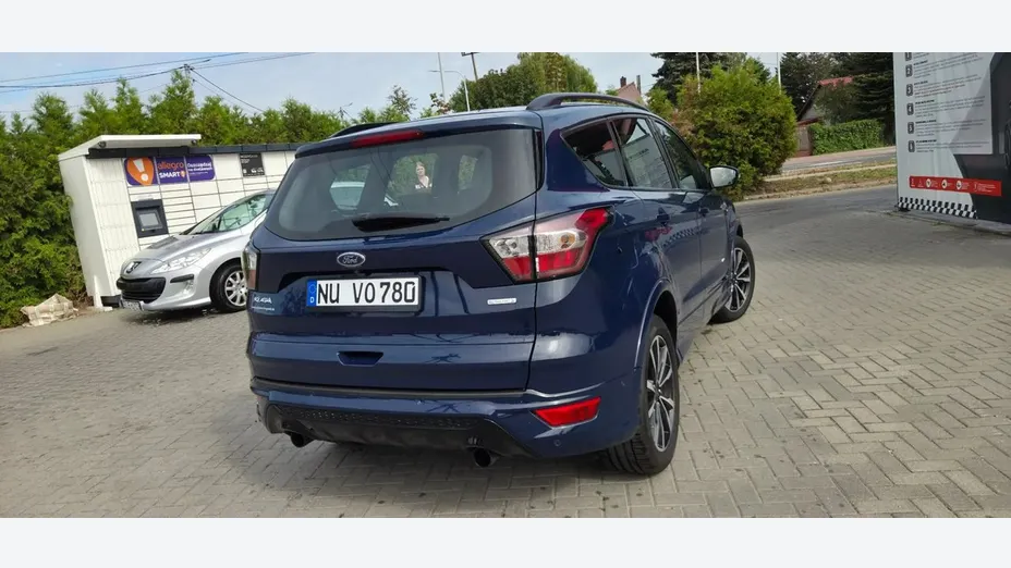 FORD Kuga -