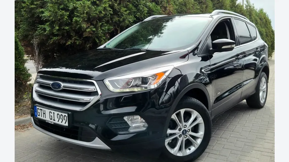 FORD Kuga -