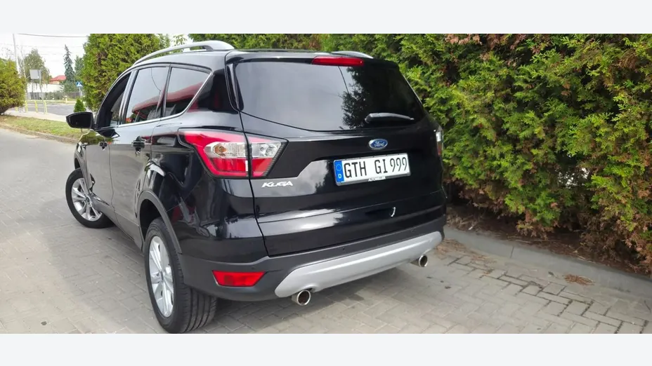 FORD Kuga -
