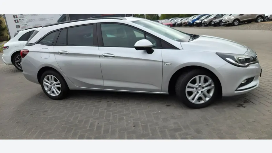 OPEL Astra -