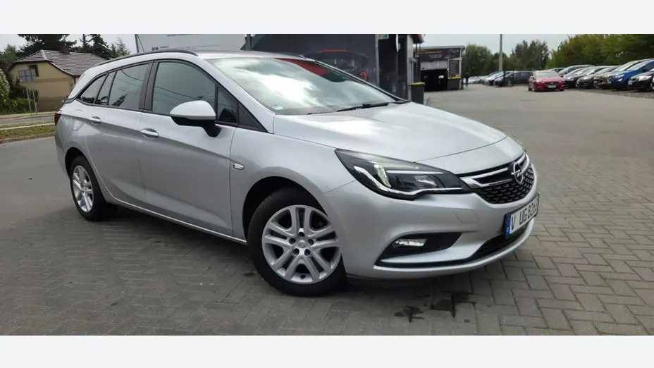 OPEL Astra -