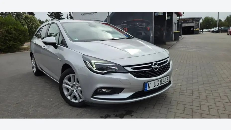 OPEL Astra -